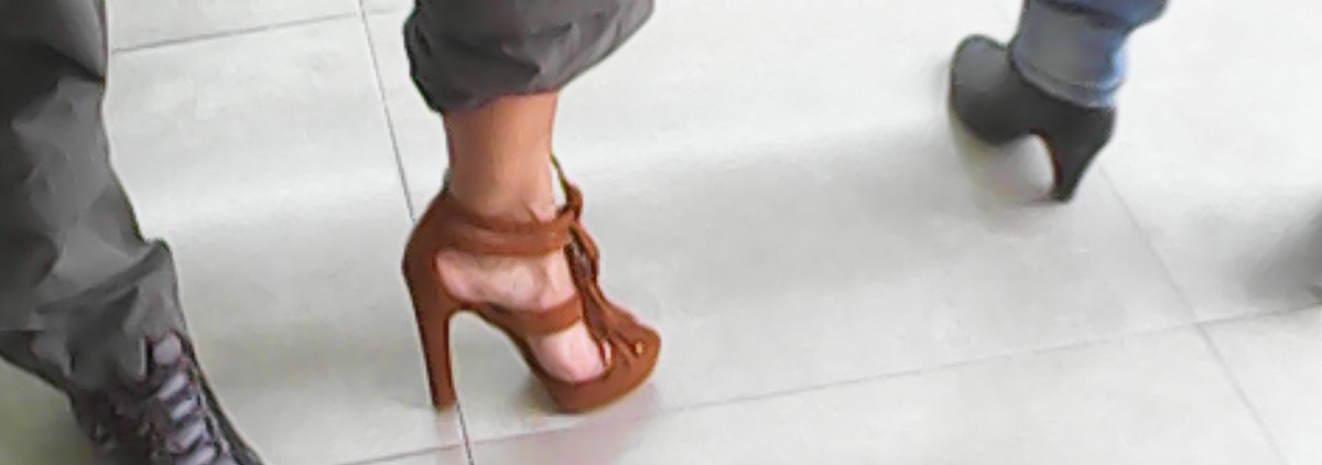 en daar horen leuke schoenen  bij